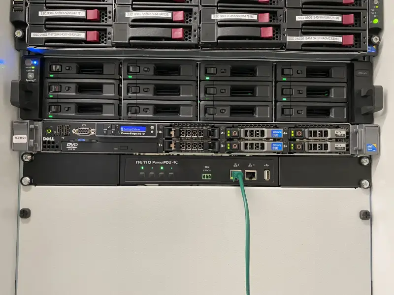 NETIO-PowerPDU-4C-19-inch-rack-mounting-1U.JPG