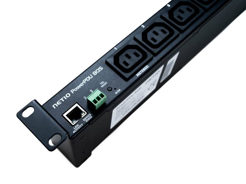 NETIO-PowerPDU-8QS-RJ45-above-connectors-detail-switched-IP-PDU.jpg