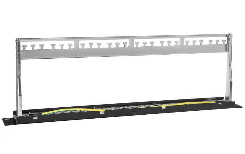 9687_patchpanel_pp24b_gora.jpg