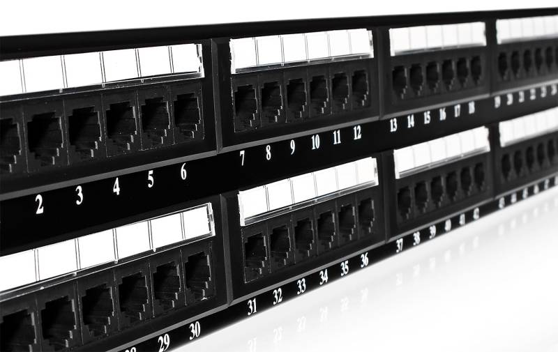 5941_patchpanel_19_48xrj45_cat5e_pp48_front_zoom.jpg