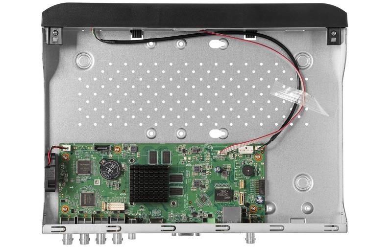 14070_rejestrator_xvr_ai_ids_7208huhi_m1x_1hdd_hikvision_srodek.jpg