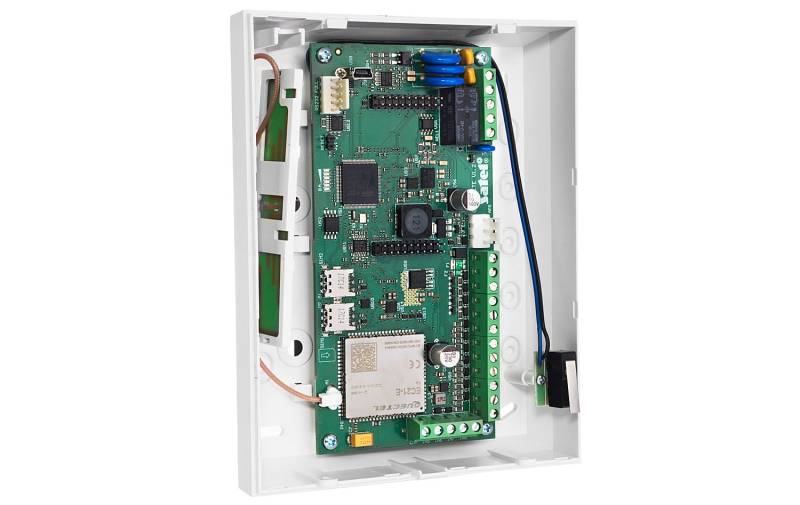 10019_uniwersaly_modul_komunikacyjny_gsm_x_lte_w2_przod2.jpg