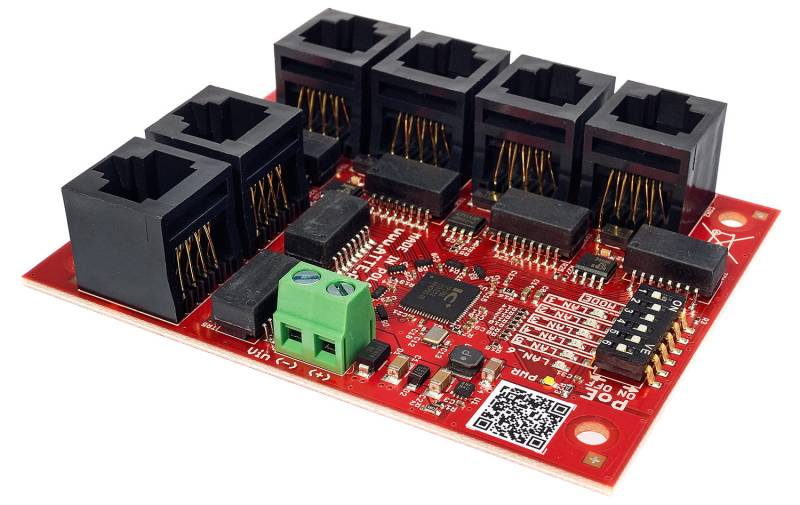 5674_switch_4_portowy_poe_xpoe_6_11_of_vin.jpg
