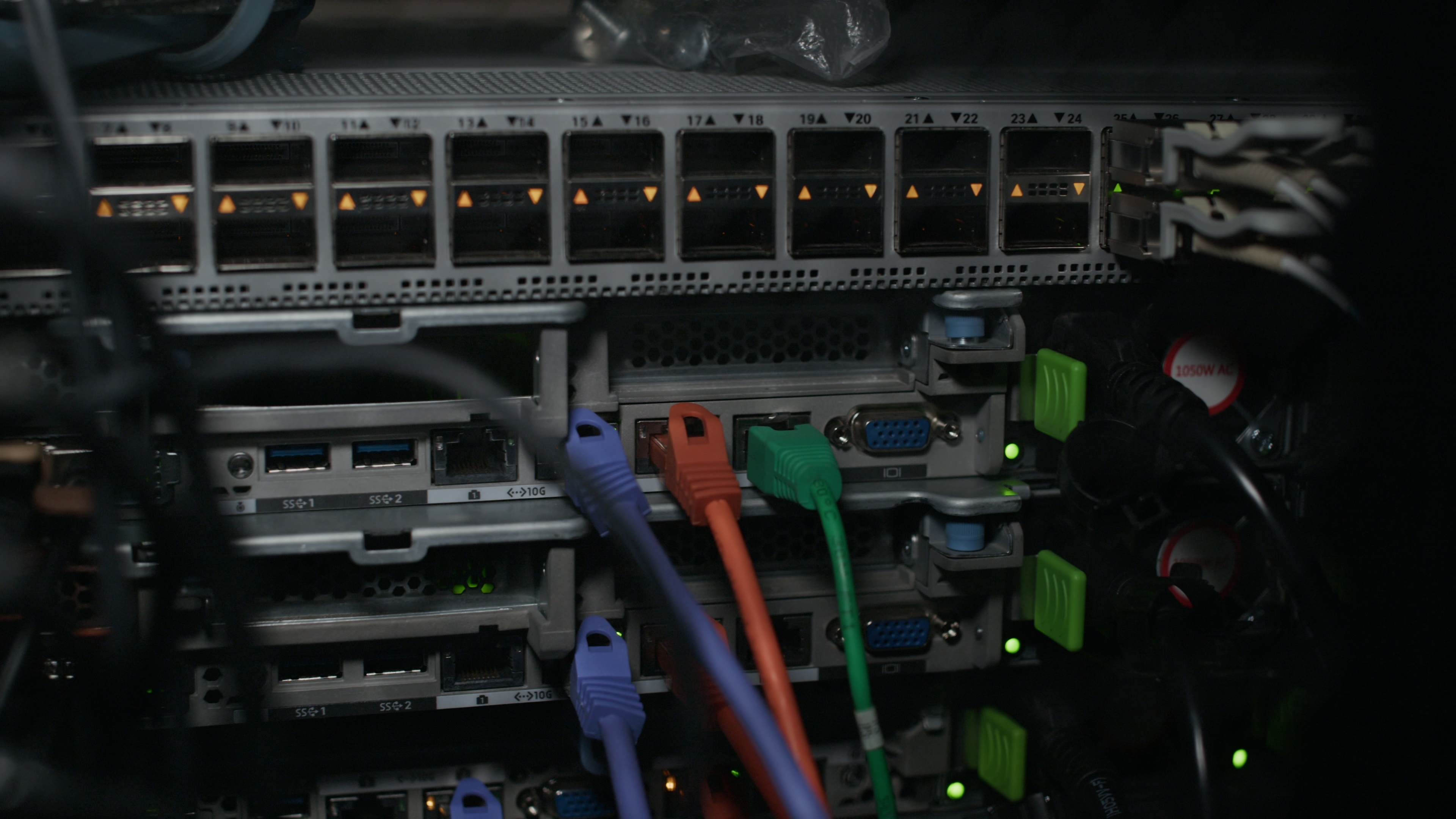 PoE temperature sensor for rack cabinets: how it works and what to check before you buy